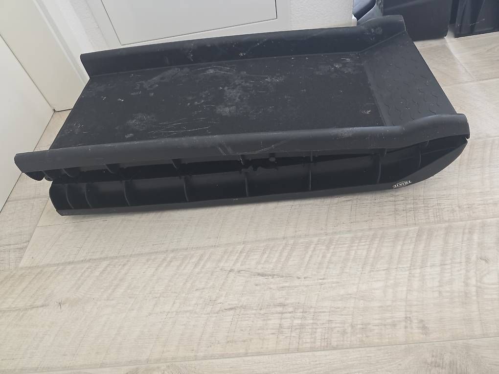 Cucce & Letti: Trixie Folding Dog Ramp for Car Access – Usato da Schlatt TG venduto da dev_5pfh 1