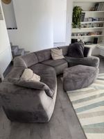Ecksofa inkl. Hocker + Kissen (NP ca. CHF 2400.-)