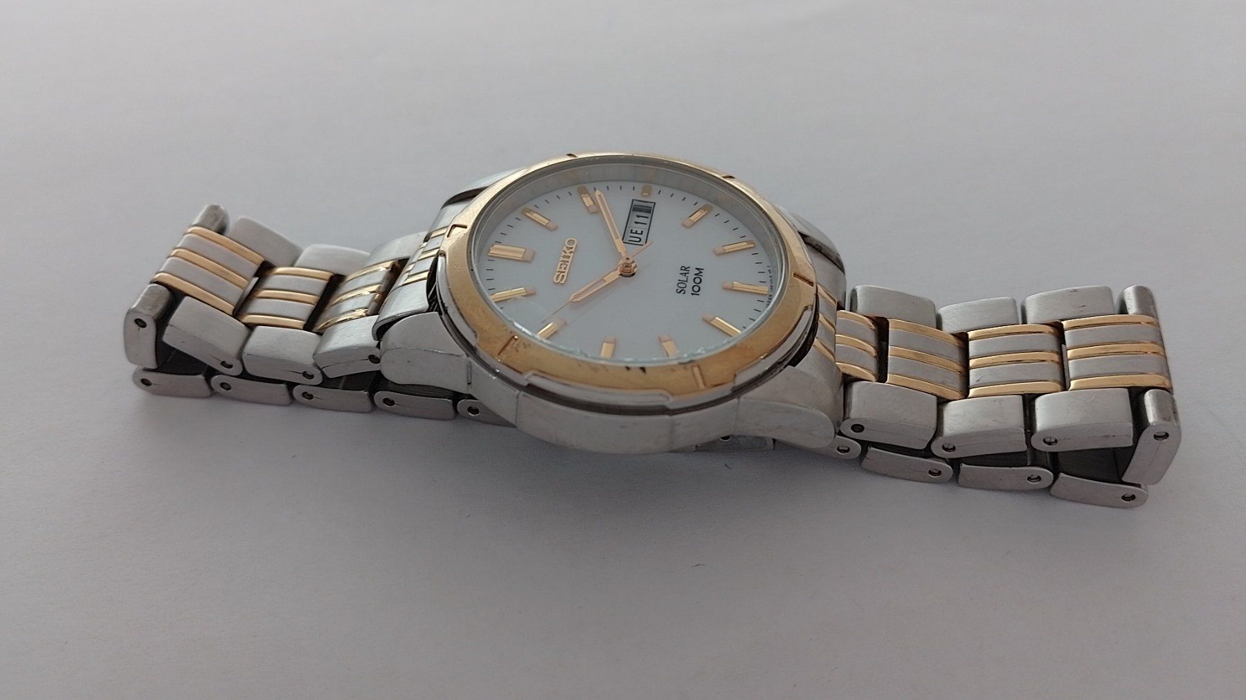 Seiko Uhren: SEIKO SOLAR BICOLOR (REF. SNE094P1) – Gebraucht aus Basel von Givens_Watches 2