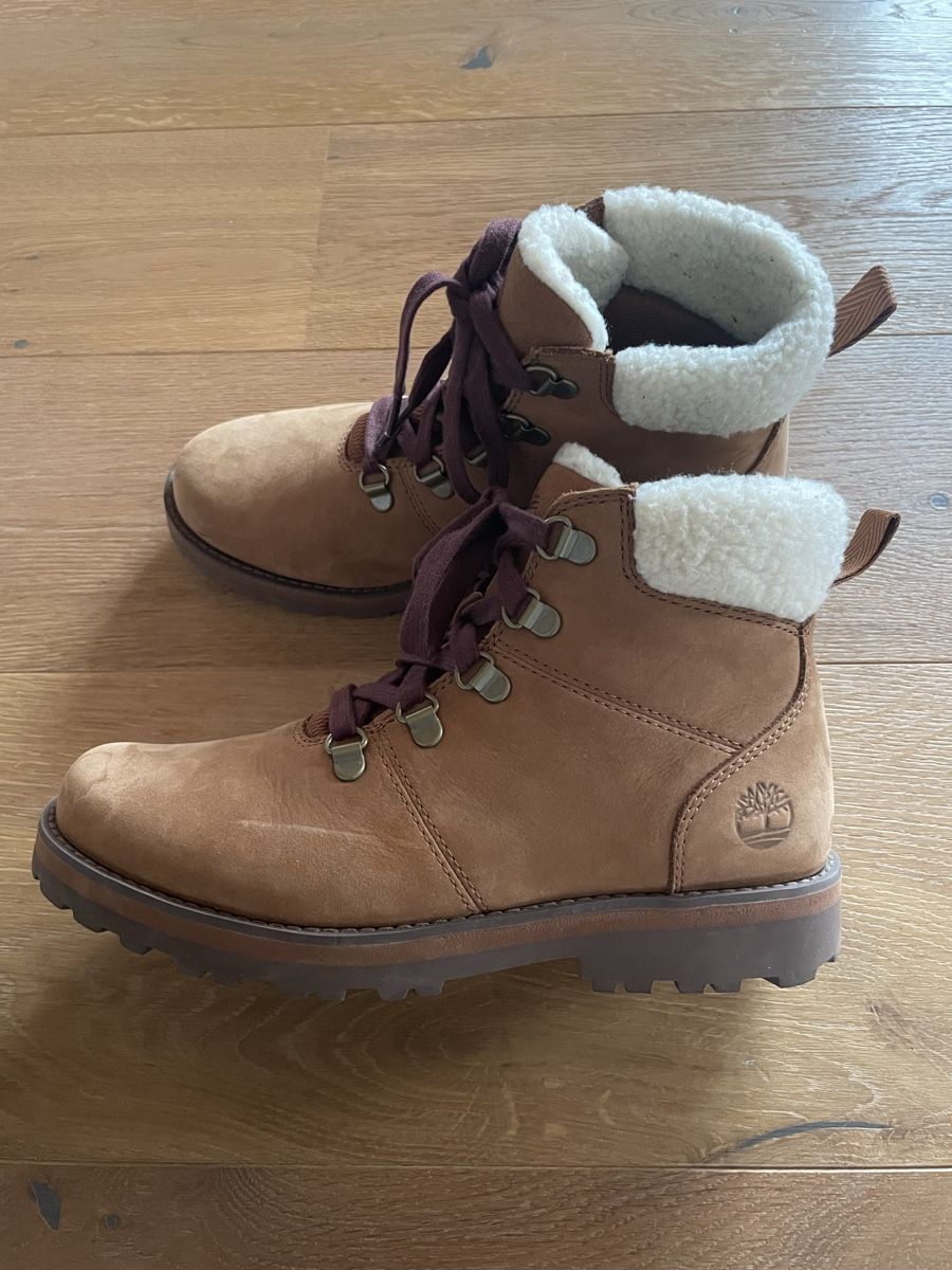 Timberland Scarpe da donna: Winterschuhe – Usato da Aarwangen venduto da erd_ngx8