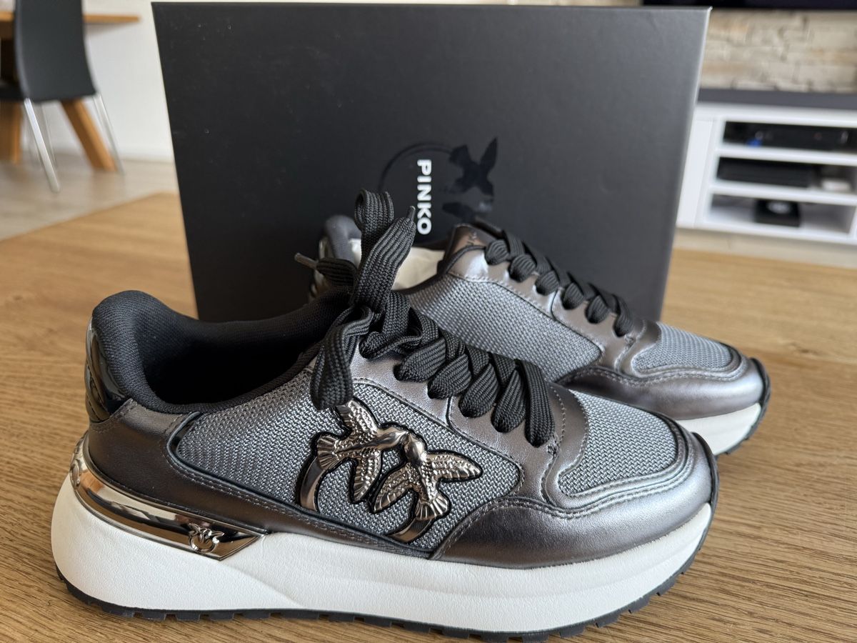 Pinko Scarpe da donna: Pinko Sneaker NEU 38 – Nuovo e nell'imballaggio originale da Steffisburg venduto da sim_5lpg