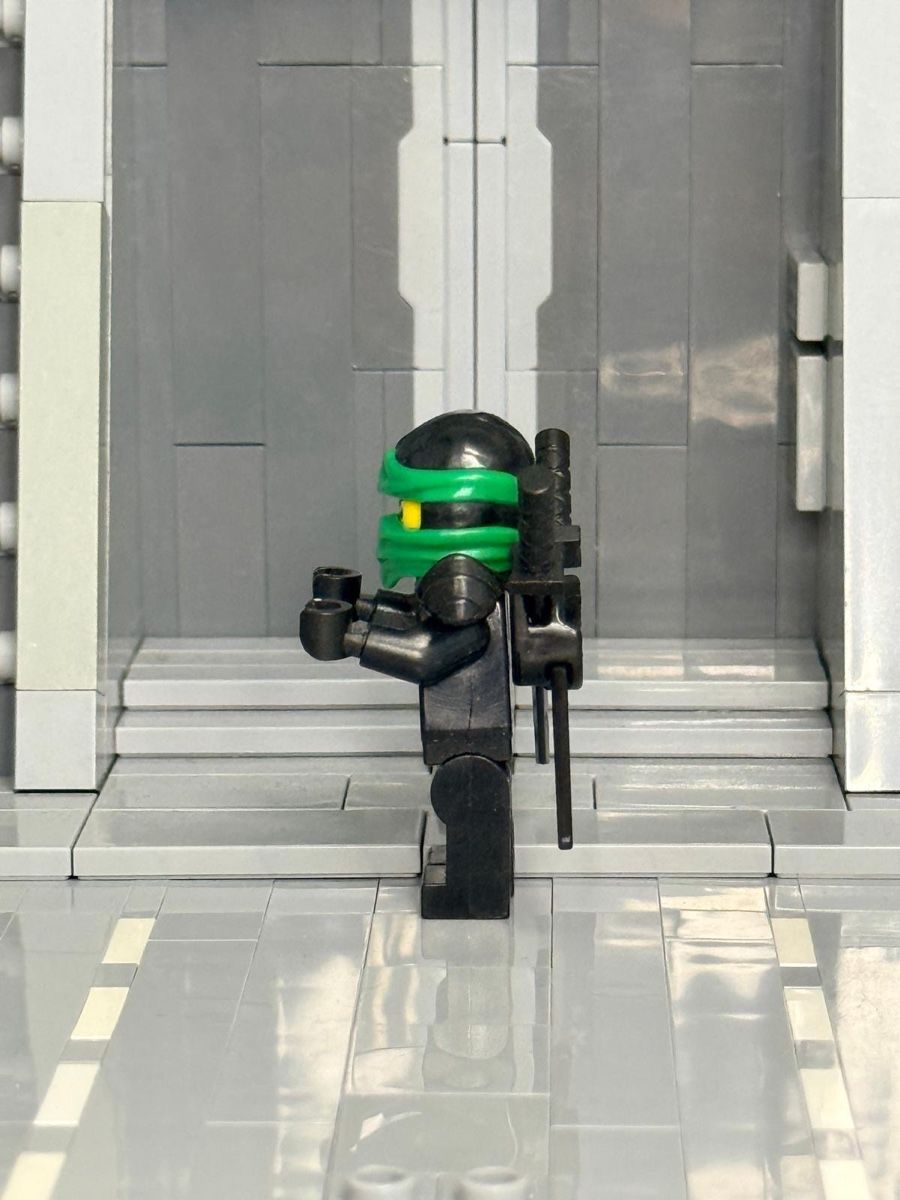 Lego Statuette: LEGO NINJAGO Lloyd - Deepstone Armor (njo0167) – Usato da Ottikon b.Kemptth. venduto da rom_f25z 3