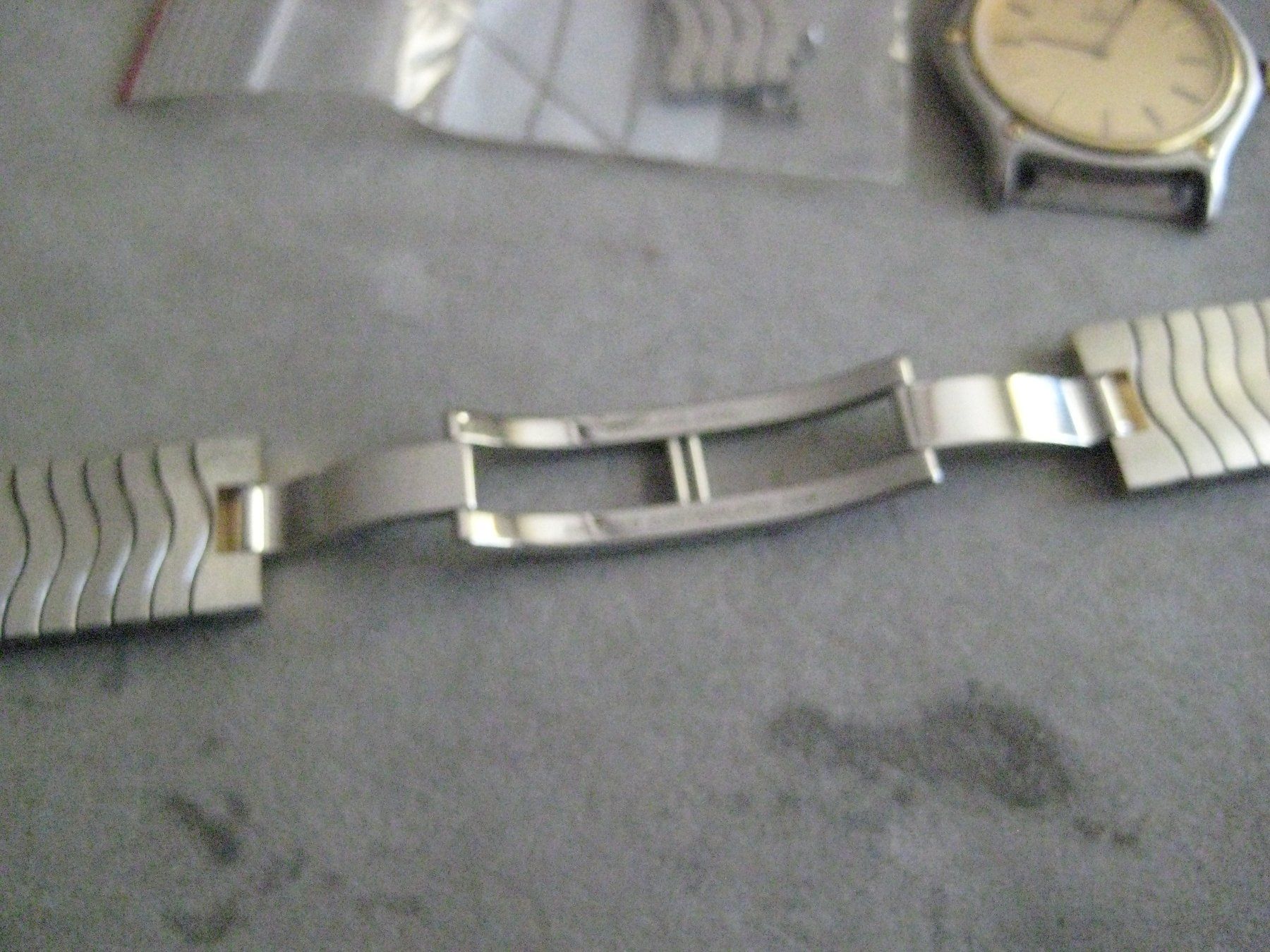 Ebel Orologi: E B E L  teilweise demontiert / Band – Difettoso da Menziken venduto da erw_c87m 6