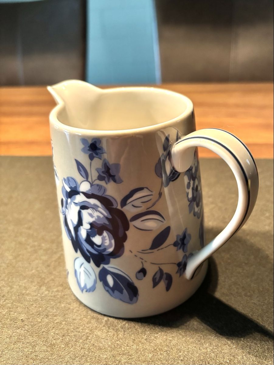 Greengate Geschirrsets: Milchkännchen Greengate floral blau - grau – Neu (gemäss Beschreibung) aus Elsau von Gigelix 2