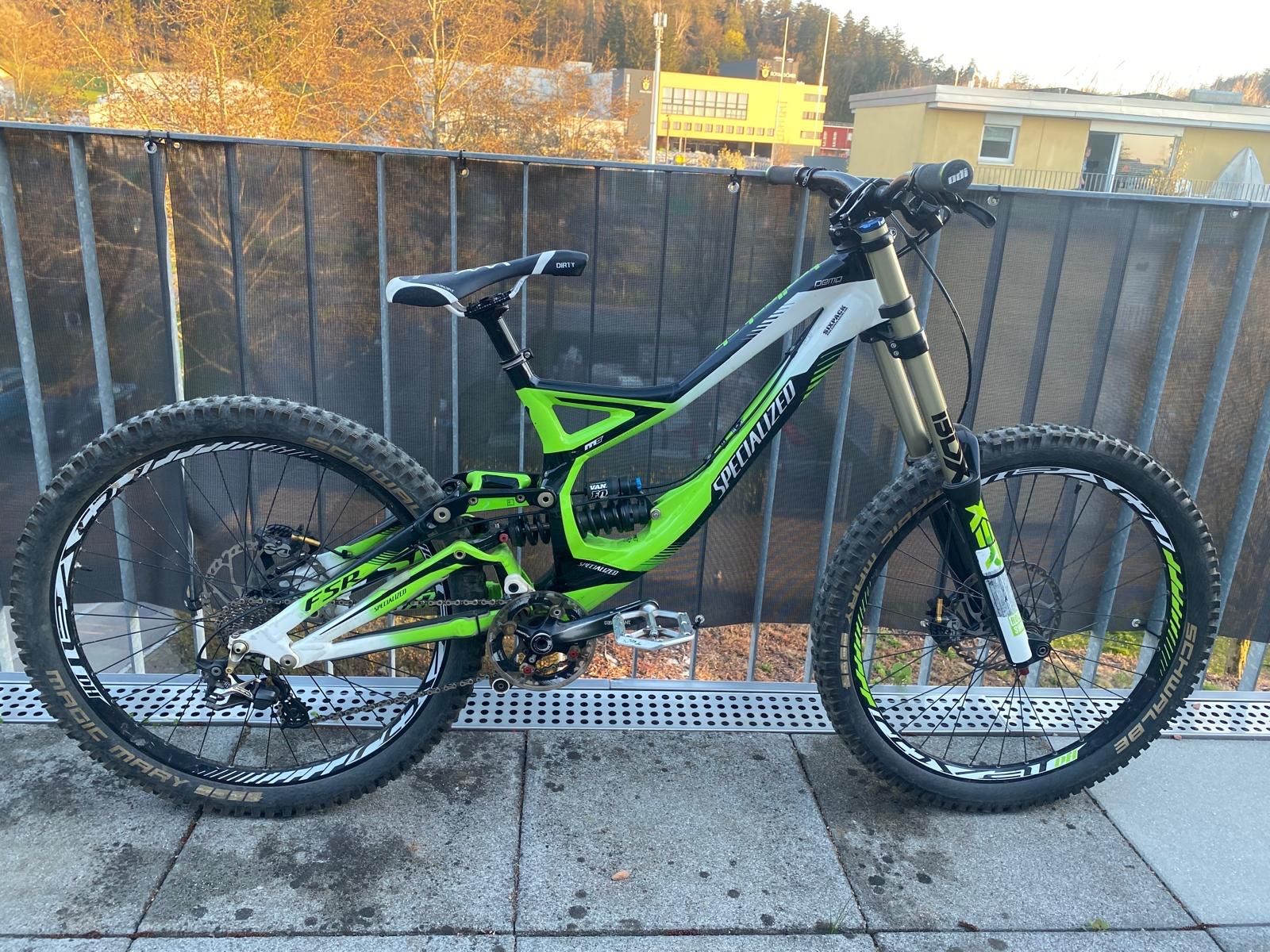 Specialized Biciclette: Downhillbike SPECIALIZED DEMO 8 I 2012 – Usato da Winterthur venduto da avocadolein