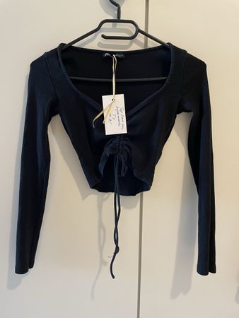 Top Zara noir manches longues taille S