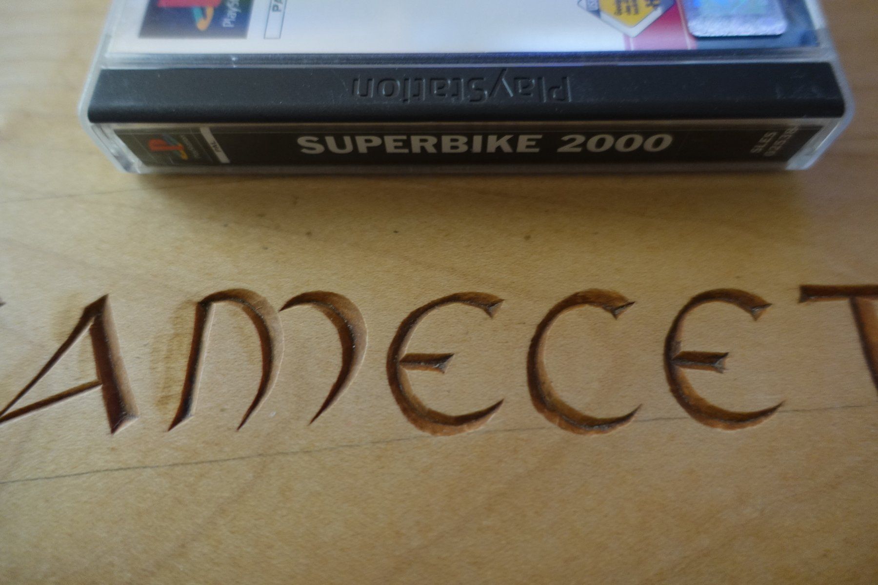 Sony Jeux: Superbike 2000 (Classics) nur Verpackung – Défectueux à Steinach par Gamecet 1