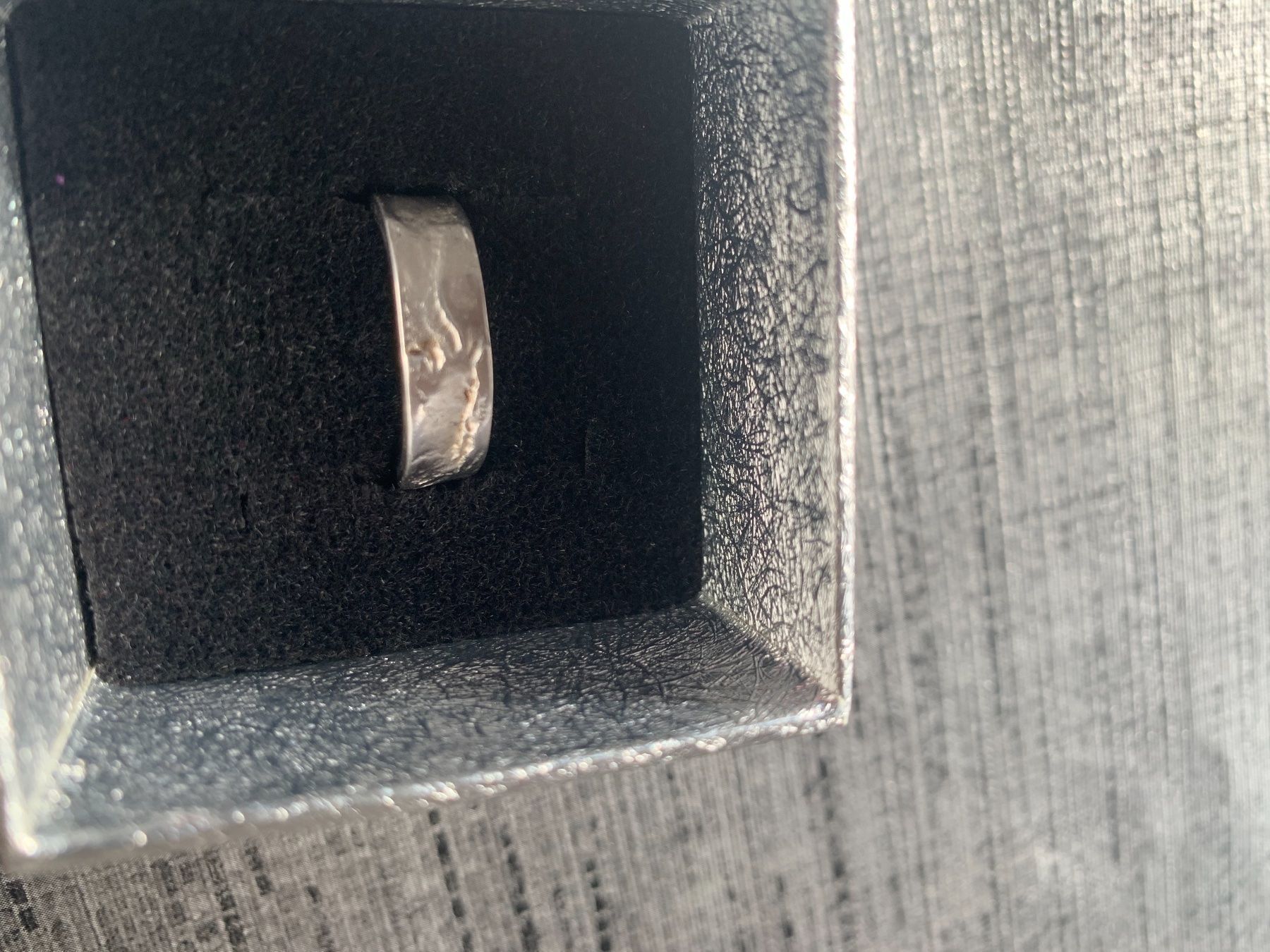 Anelli: Bague en argent – Nuovo e nell'imballaggio originale da Fully venduto da Sassa68