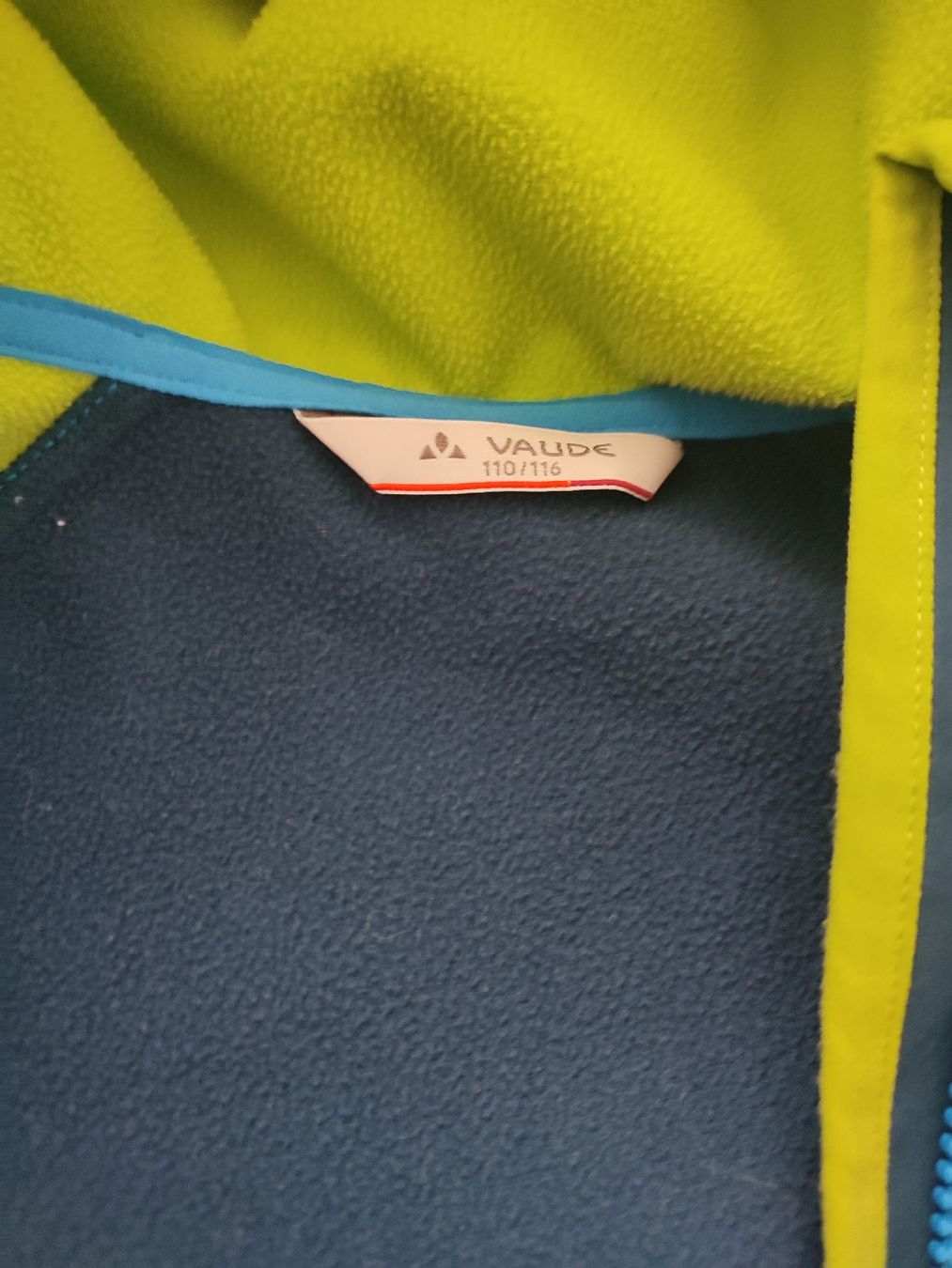 Vaude Giacche & Cappotti: Kinder Softshelljacke Vaude Gr. 110/116 winddicht Frühling – Usato da Zürich venduto da sim_my2m 1
