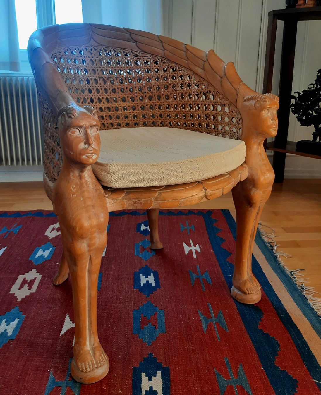 Sedie: Antiker, zoomorpher Stuhl – Usato da Arbon venduto da torso444