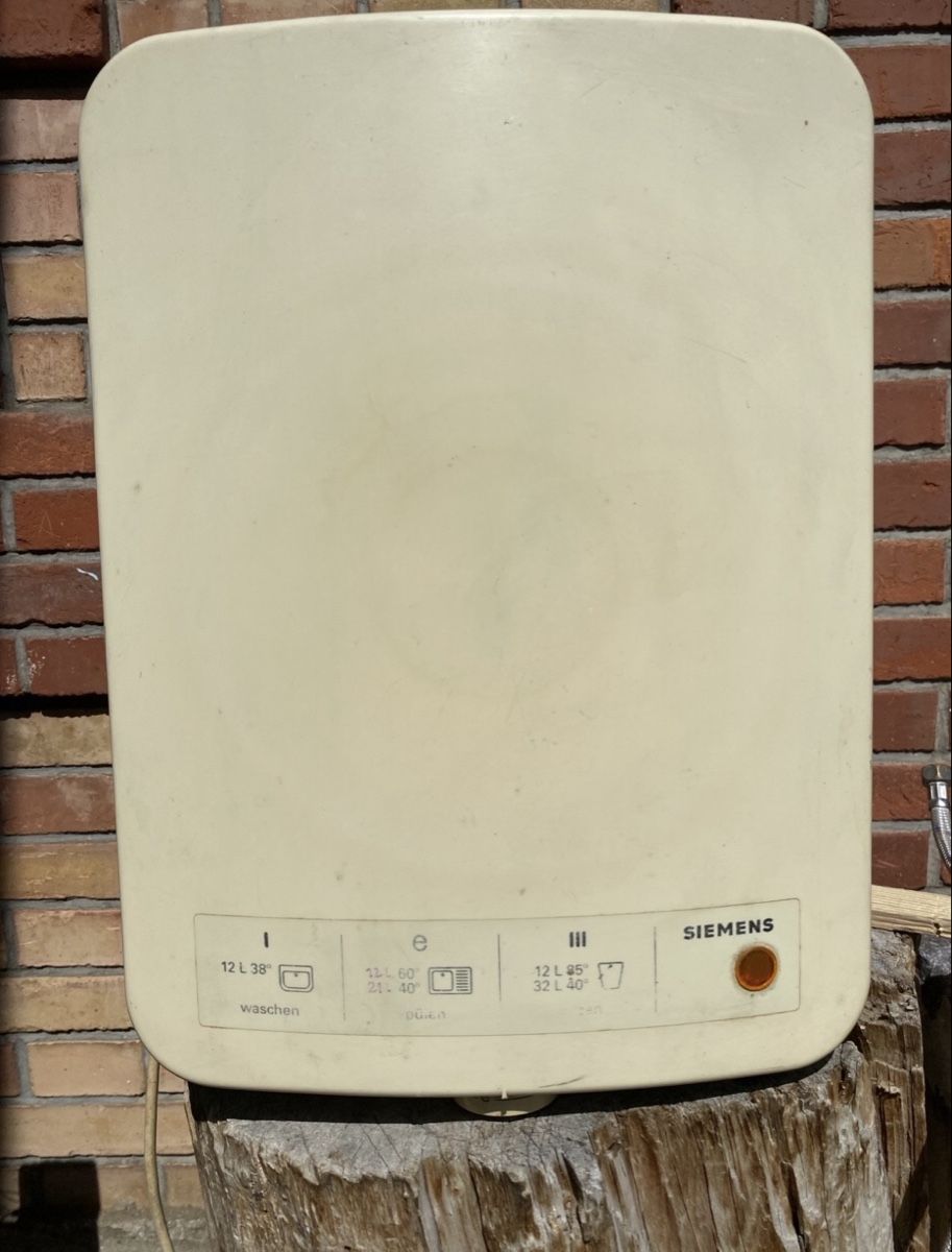 Siemens Sanitär: Boiler 12 Liter Siemens – Gebraucht aus Bottmingen von schockokuchen