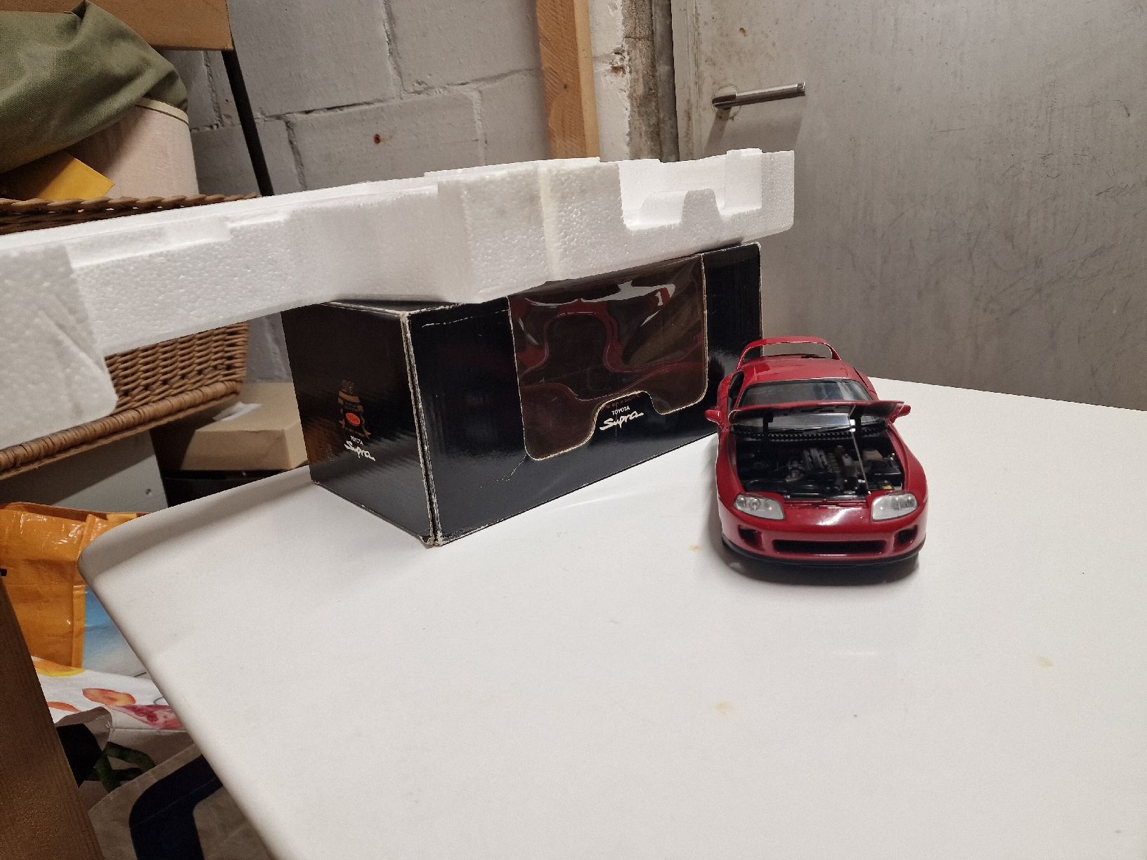 Kyosho Modellautos: Toyota Supra 1:18 – Gebraucht aus Alberswil von R21Turbo 8