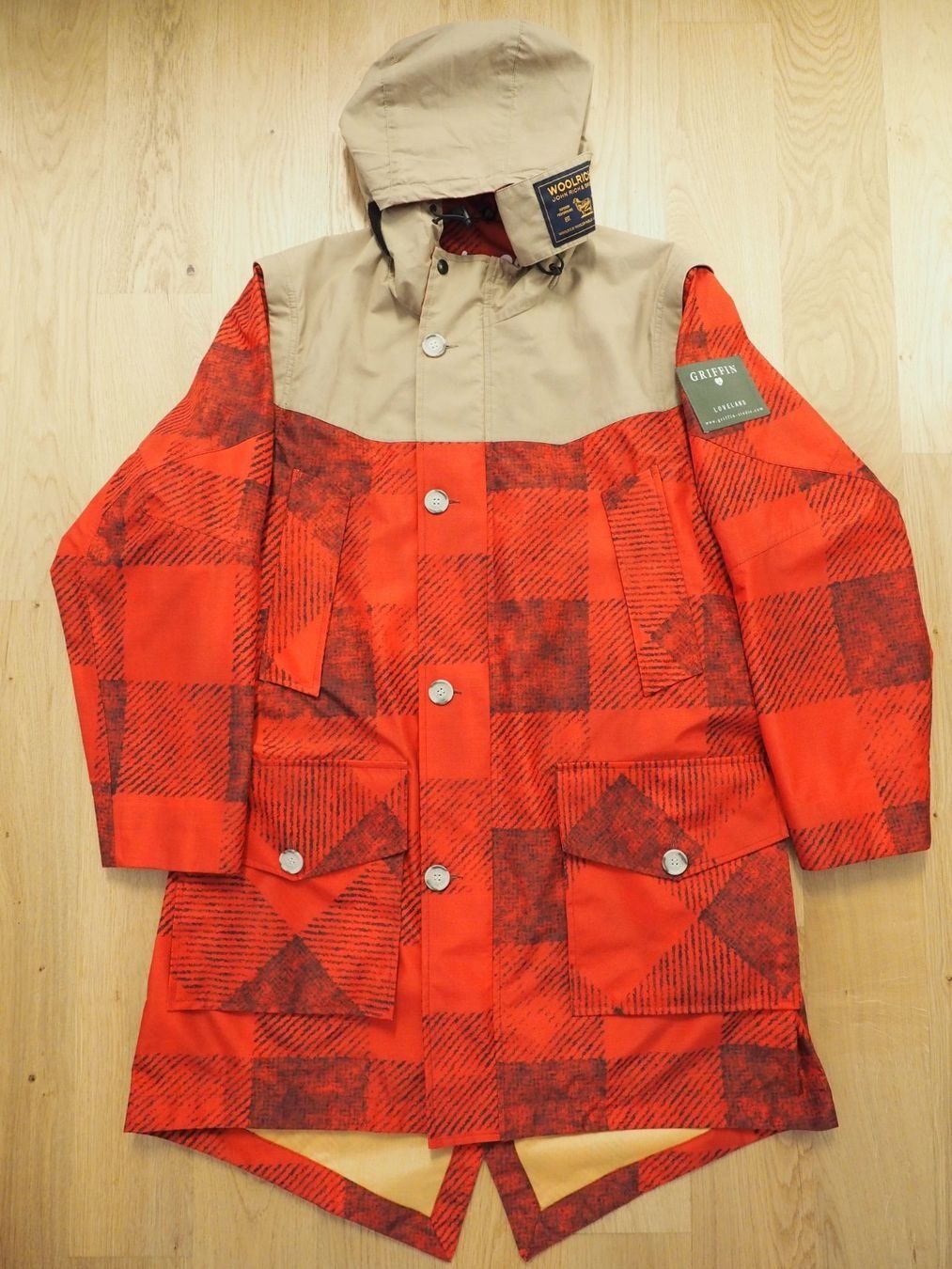 Jacken: Woolrich x Griffin Studio Regenmantel, rot/beige – Gebraucht aus Allenwinden von Babo2 3