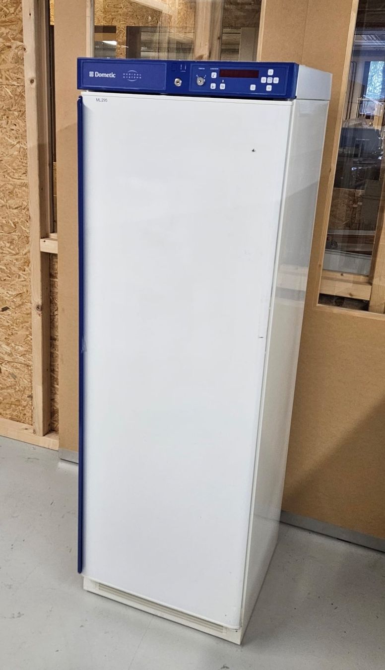 Frigoriferi: Dometic ML 295 – Usato da Niederdorf venduto da LeptonAG_Labor