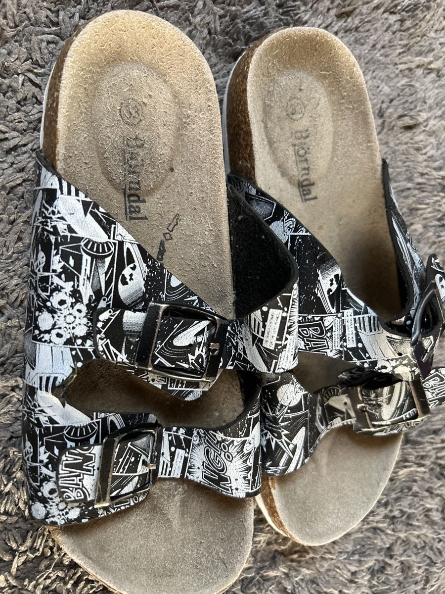 Scarpe per ragazzi: Hausschuhe Gr.33 – Usato da Dottikon venduto da cimar 2