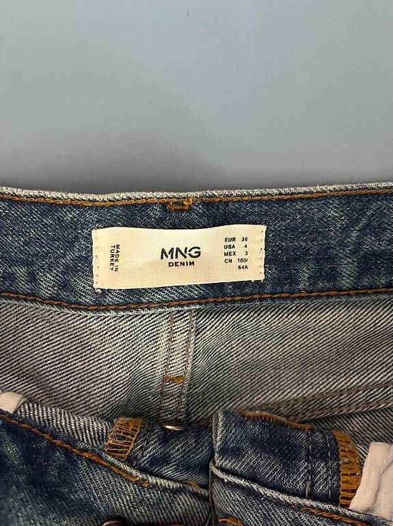 Jeans: blaue Jeans – Usato da Dübendorf venduto da jjs_t925 2