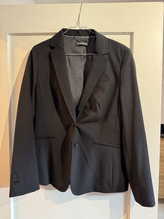 Esprit Business-Set: Blazer, Hose & Gürtel – Schwarz