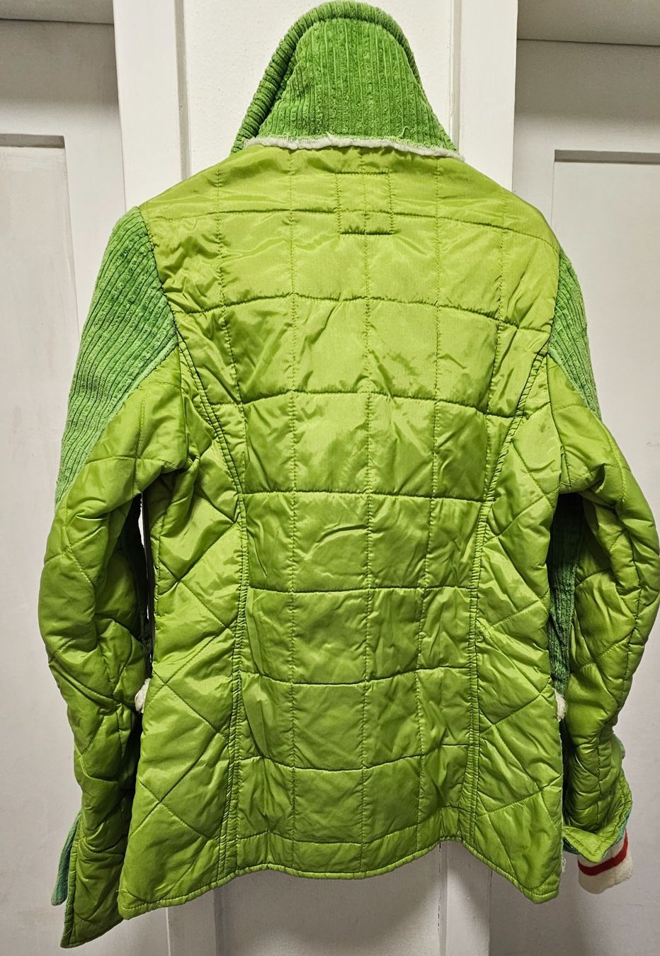 Jacken: Jacke Gr. 36 grün – Gebraucht aus Luzern von TausendD 1