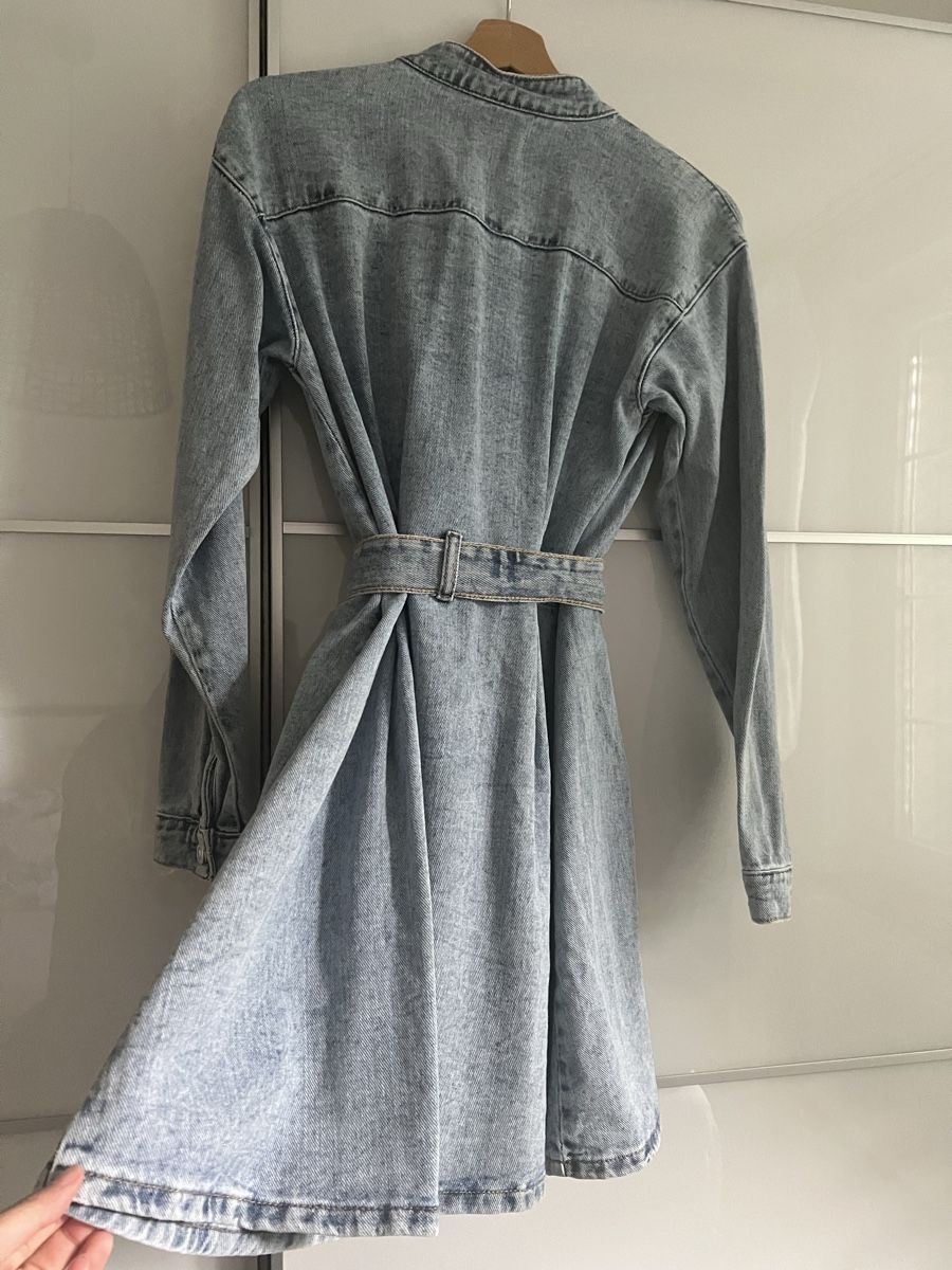 Kleider: Light Wash Denim Button Front Belted Dress Size M - Spring S – Neu (gemäss Beschreibung) aus Zürich von tra_wl8x 3
