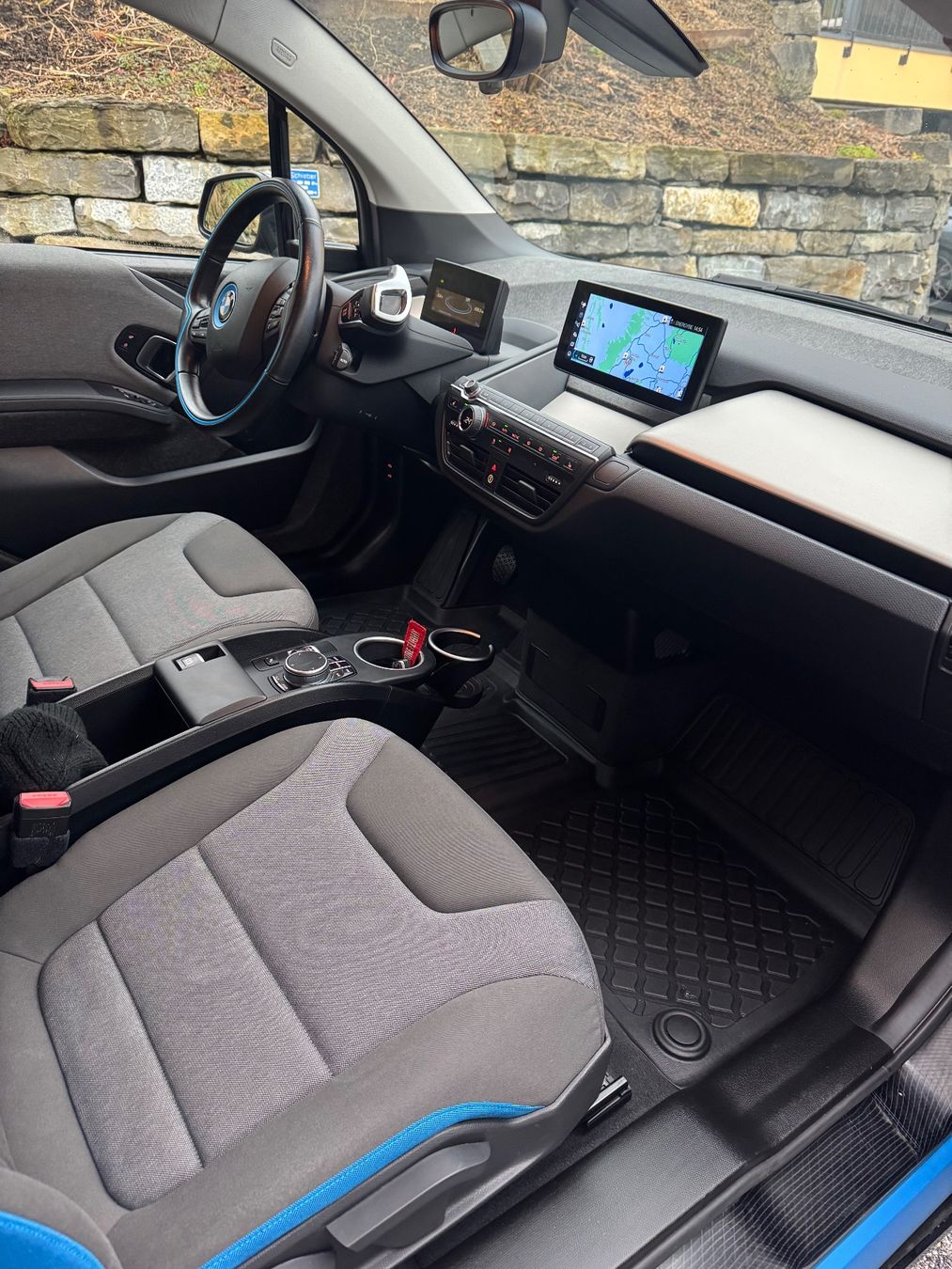 BMW Autos: BMW i3s 120Ah SoH 89% – D'occasion à Höfen b. Thun par Tradeseller 5