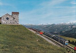 Rigi Kulm Bergkapelle mit Arth- und Vitznau Rigi Bahn