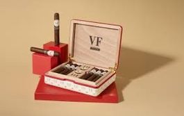 VegaFina 1998 VF52 Travel Humidor inkl. 12 Zigarren: AB 1 FR