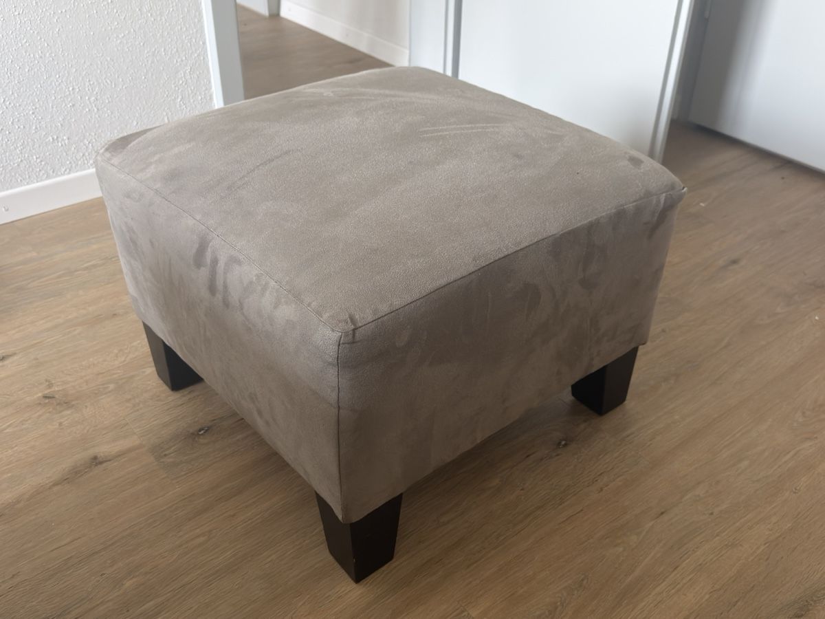 Sofas: Polsterhocker – D'occasion à Pfyn par alexandru.munteanu