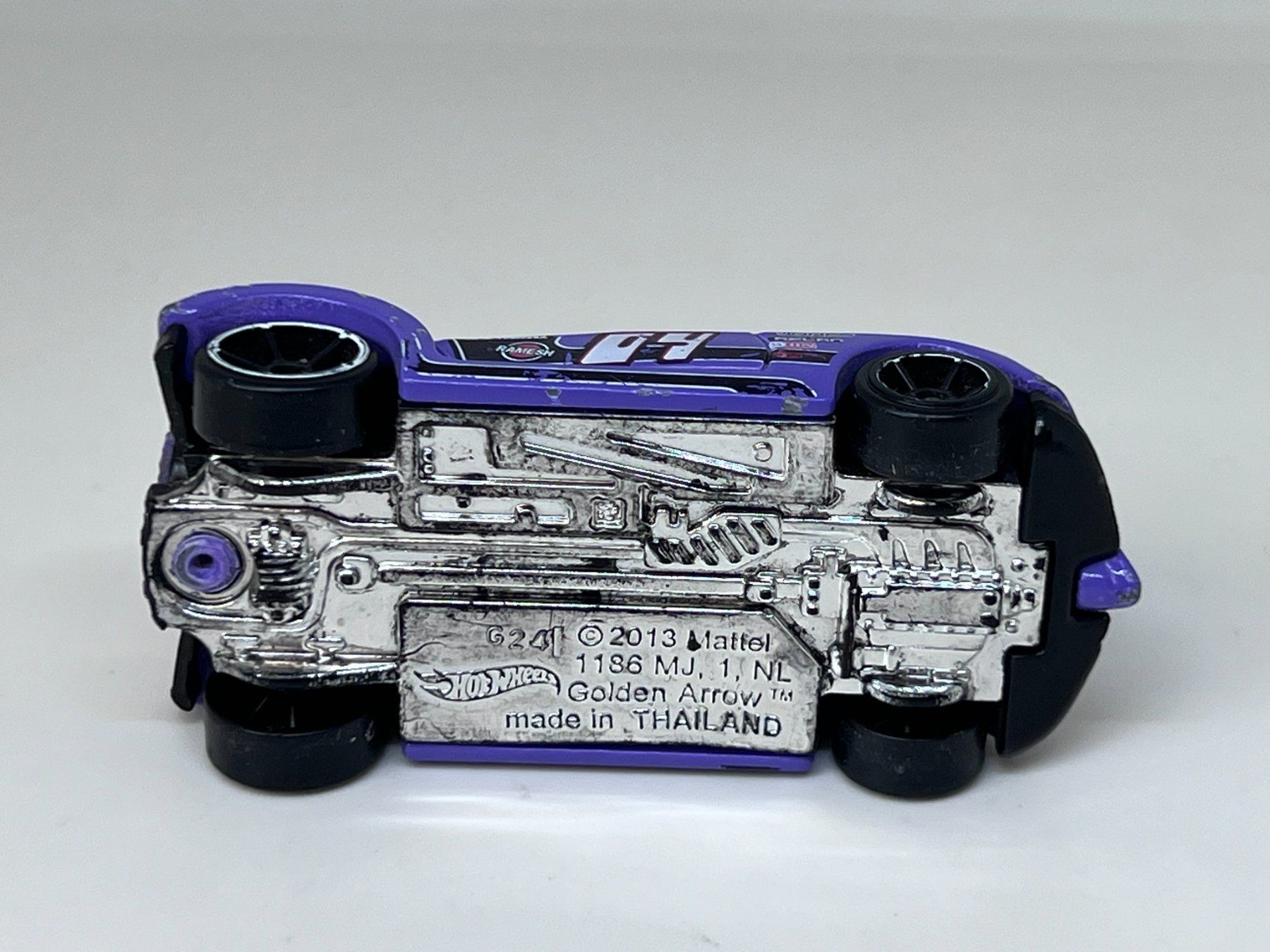 Hot Wheels Modellini d'auto: Hot Wheels Golden Arrow #309 – Usato da Wildegg venduto da LaaBoutique 3