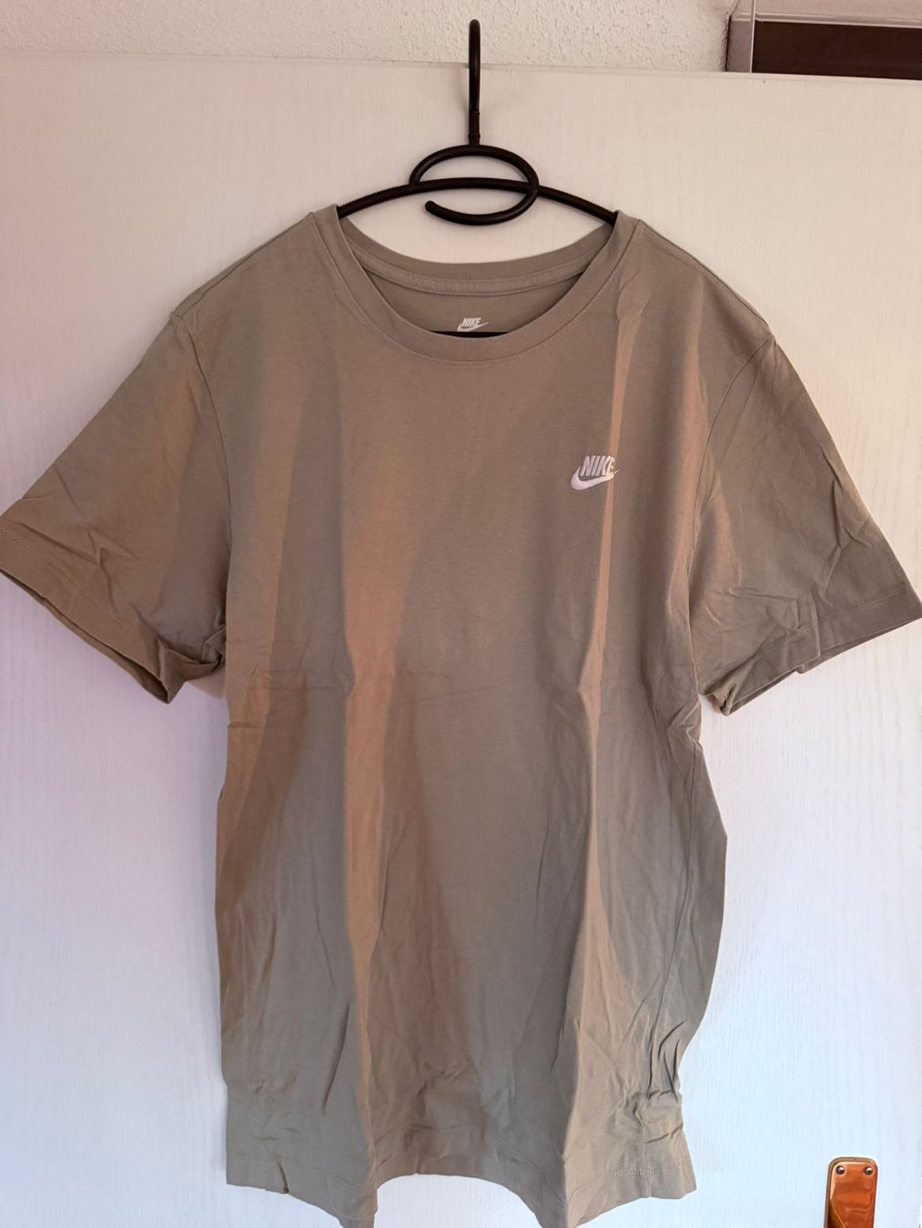 Nike T-shirt: Nike T-Shirt - L – Usato da Winkel venduto da Studi66