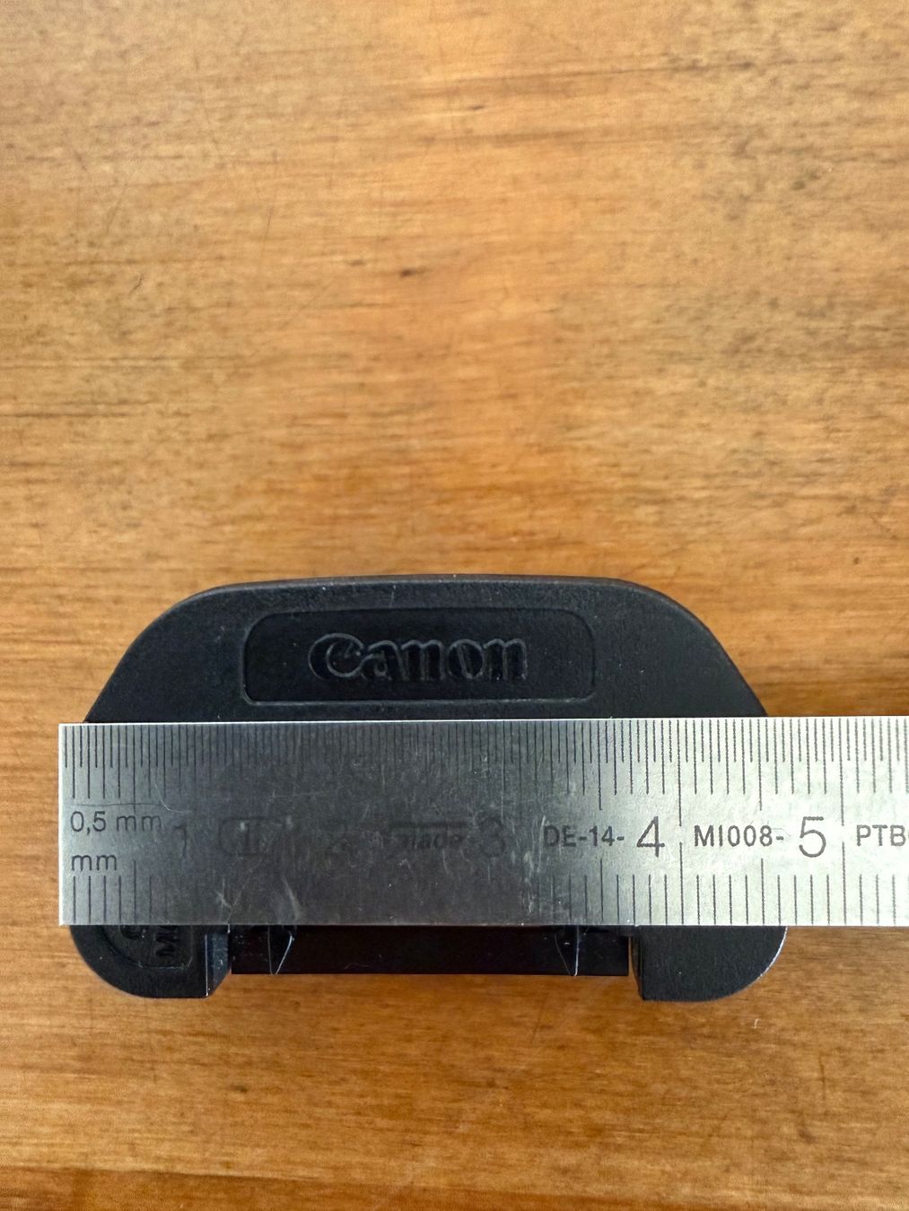 Canon Fotocamera: Canon Augenmuschel EB – Usato da Zürich venduto da joejomojo 2
