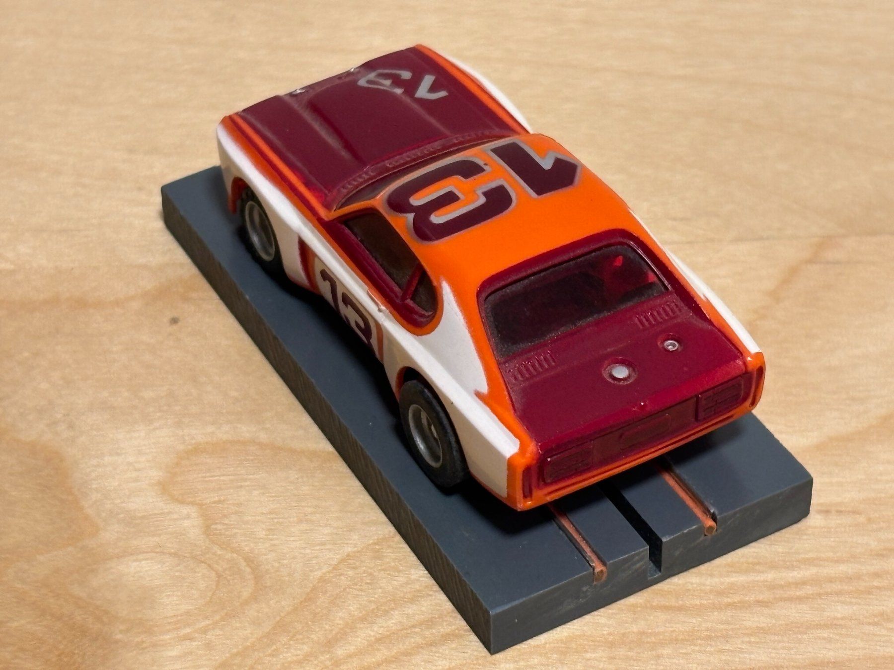 Faller Piste: Faller/Aurora AFX Ford Capri rot/orange/weiss #13 – Usato da Bülach venduto da h0slotch 2