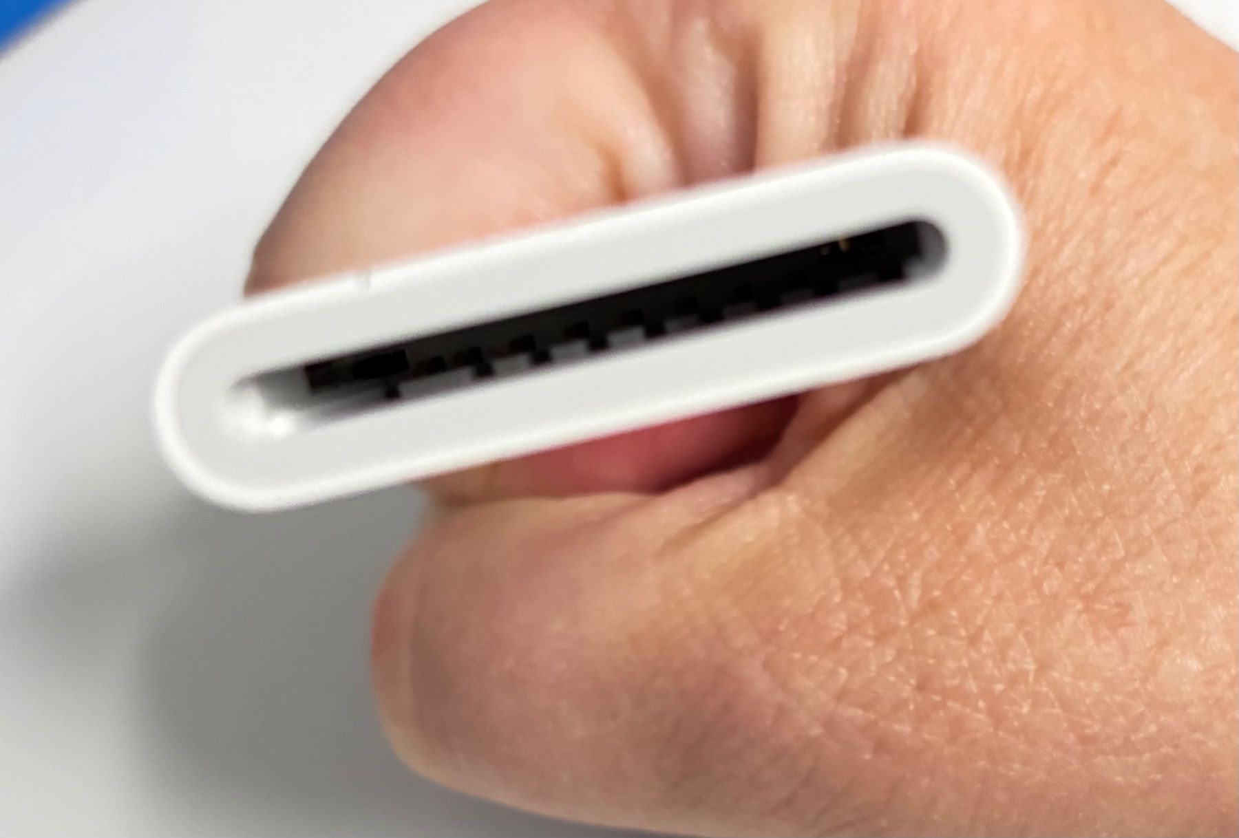 Apple Lecteurs & Adaptateurs: Apple Lightning Adapter weiss guter Zustand – D'occasion à Bettlach par Brissoni 3