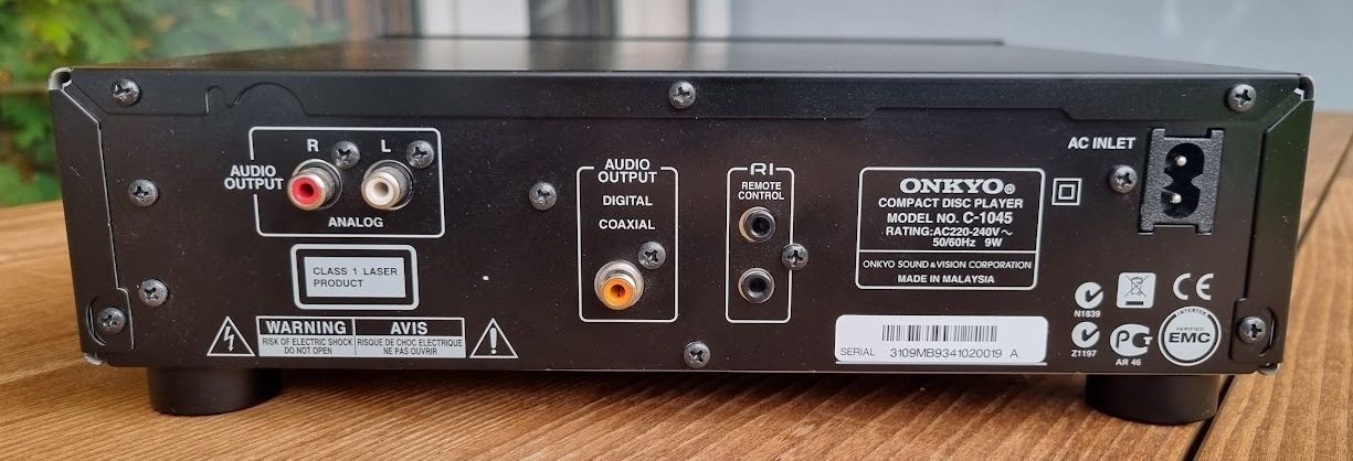 Onkyo Multimediaplayer & Streamer: Onkyo CD Player – Gebraucht aus Emmenbrücke von  1