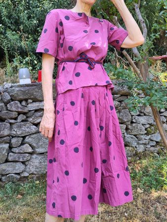 Zweiteiliges Kleid Pink mit Punkten Grösse M, guter Zustand