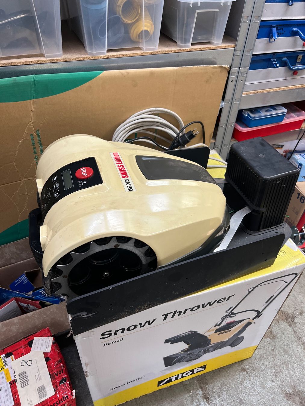 Stiga Tondeuses à gazon: STIGA SWISS Edition AR 1500 Mähroboter / wie Alpina AR1 500 – Défectueux à Glattfelden par henson 3