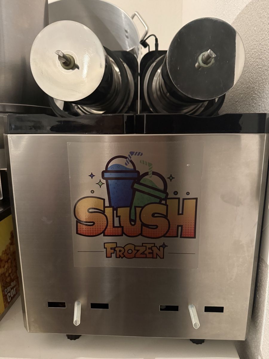 Alle Maschinen: Slush-Maschine - 2 x 12 Liter – Gebraucht aus Pfaffnau von M_LU 1