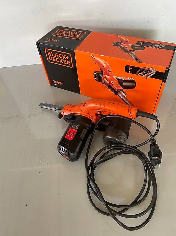 Smerigliatrici & Lucidatrici: Ponceuse a bande   Black et Decker – Usato da Cortaillod venduto da cri_hw2g 1