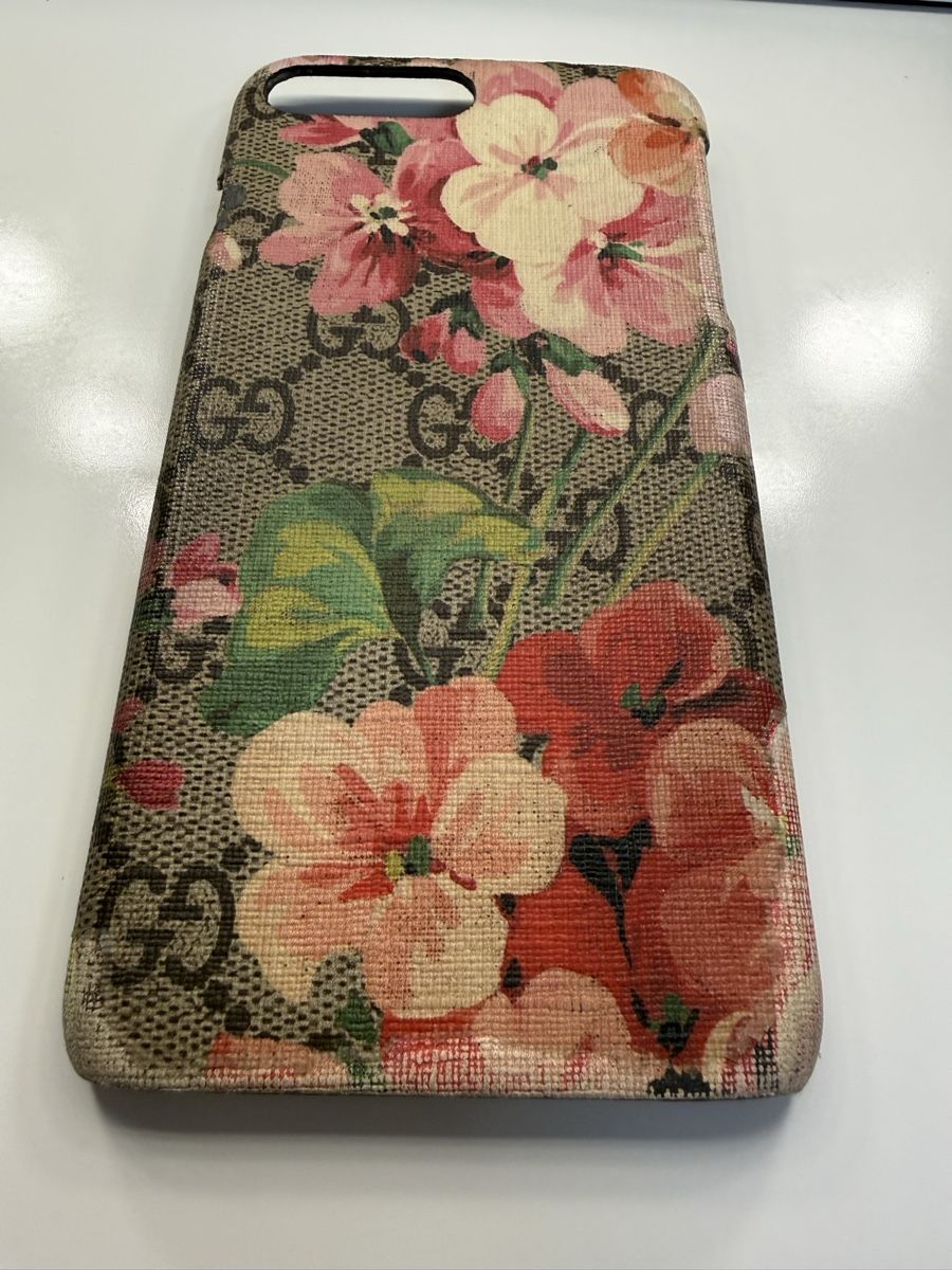 Gucci Cover & Protezioni schermo: Original Gucci iPhone 8 Plus Hülle Flora – Usato da Volketswil venduto da LRNMA 1