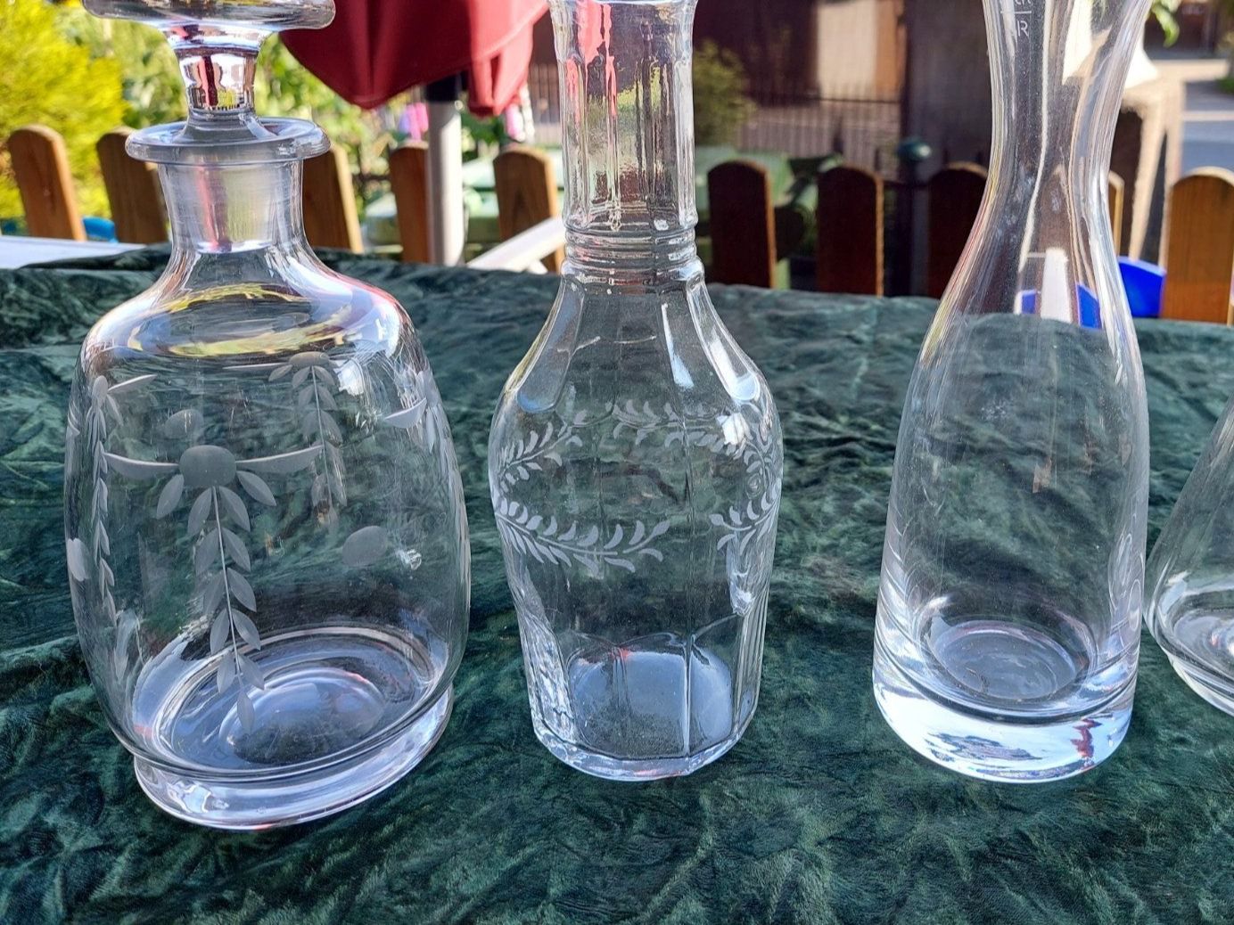 Karaffen: 4 STK GLASKARAFFEN – Gebraucht aus Huttwil von Kunterbuntli