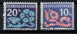 2 Timbres Tchécoslovaquie 1971, 1974. Oblitérés.