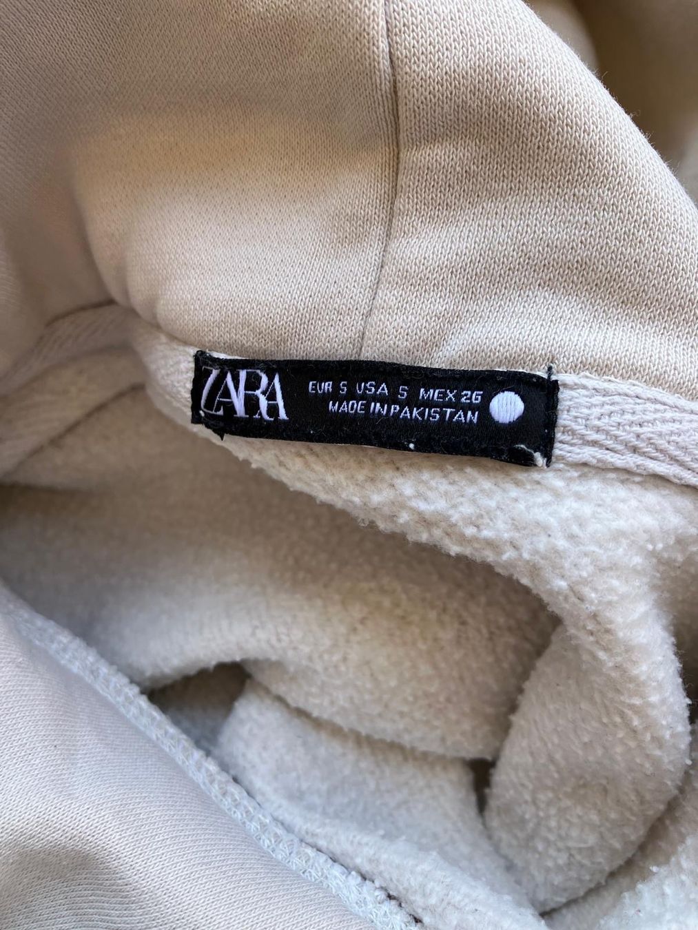 Zara Maglioni & Felpe: zara Hoodie Grösse S. beige – Usato da Allenwinden venduto da Obalu 1