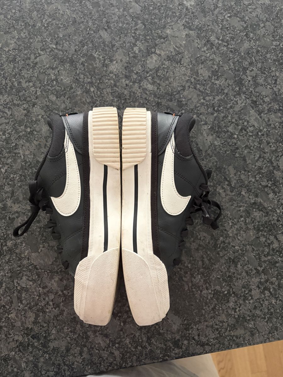 Nike Scarpe da uomo: Nike Schuhe – Nuovo (secondo la descrizione) da Kehrsatz venduto da Yshania 2