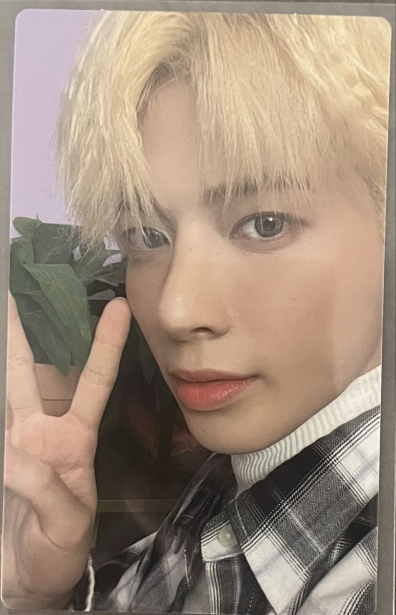 Carte collezionabili: TXT Blue Hour Taehyun PC – Usato da Wohlen AG venduto da sannie.berry