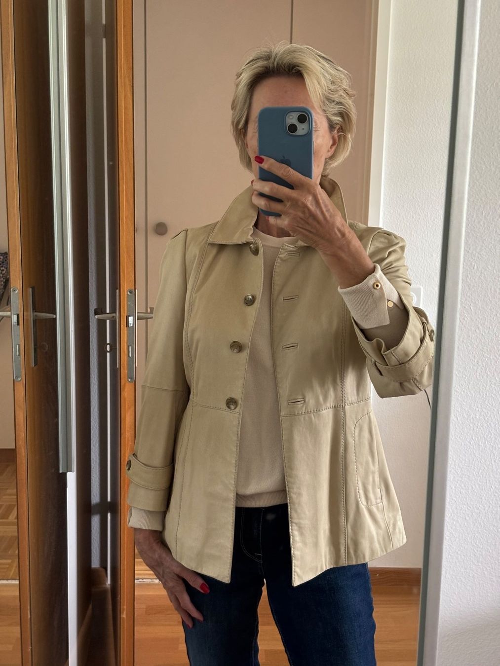 Globus Giacche: GLOBUS Lederjacke Gr. 34 – Usato da Egg b. Zürich venduto da chimago