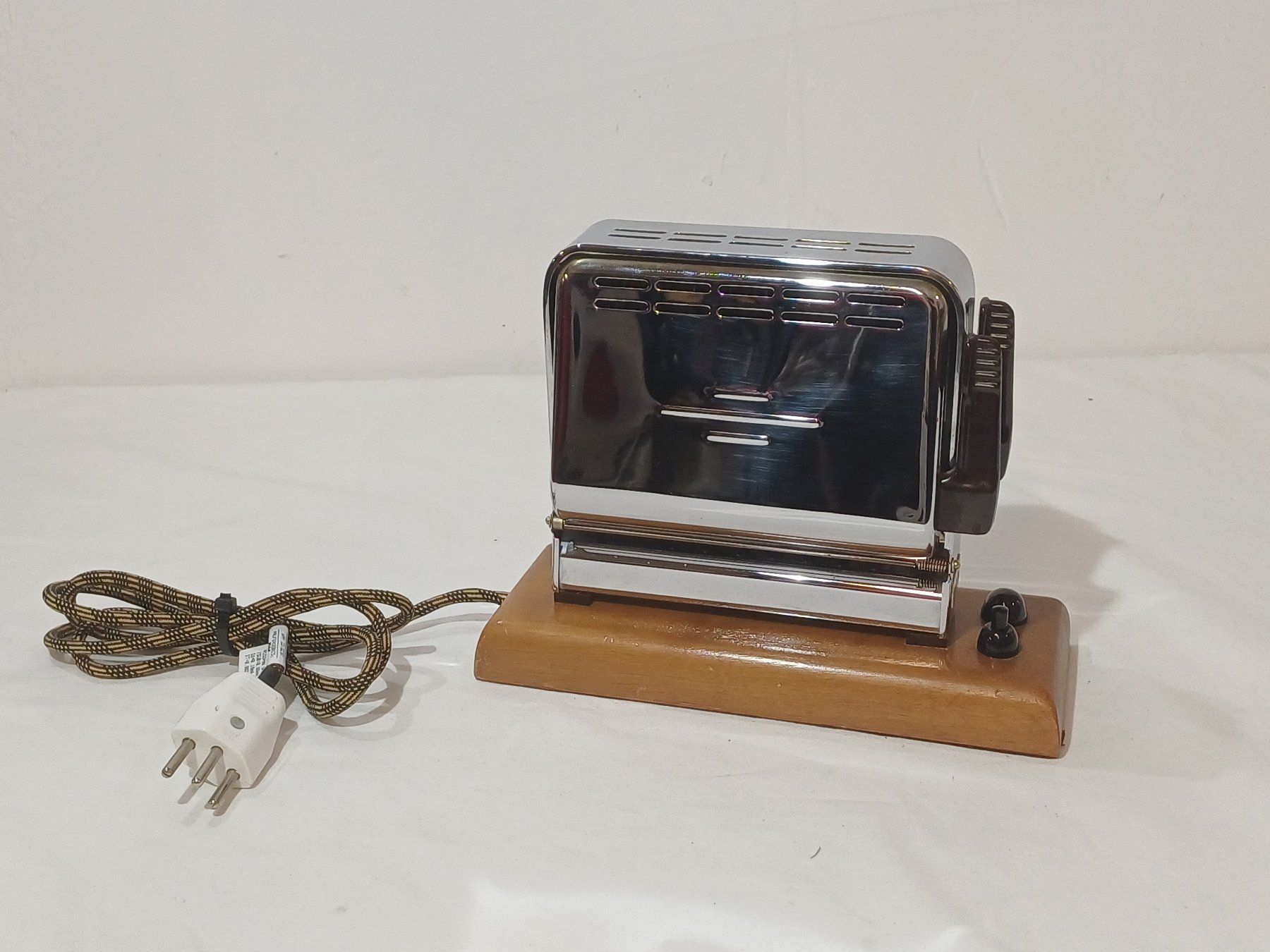 Jura Elettrodomestici da cucina: Jura Toaster Typ 1125H – Usato da Luzern venduto da IG_Arbeit 2