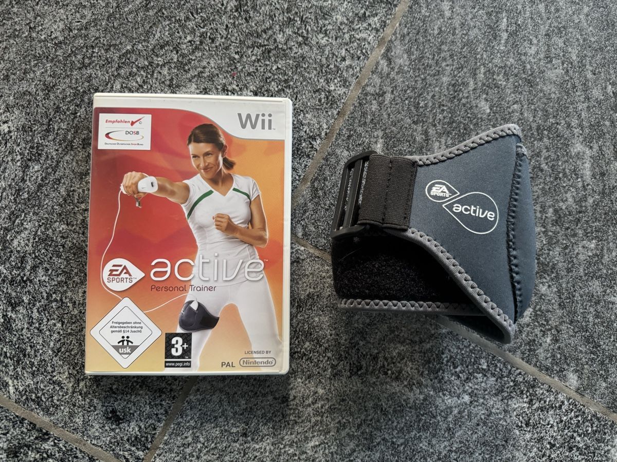 Nintendo Giochi: EA Sports Active Personal Trainer Wii – Usato da Turgi venduto da Nicci007