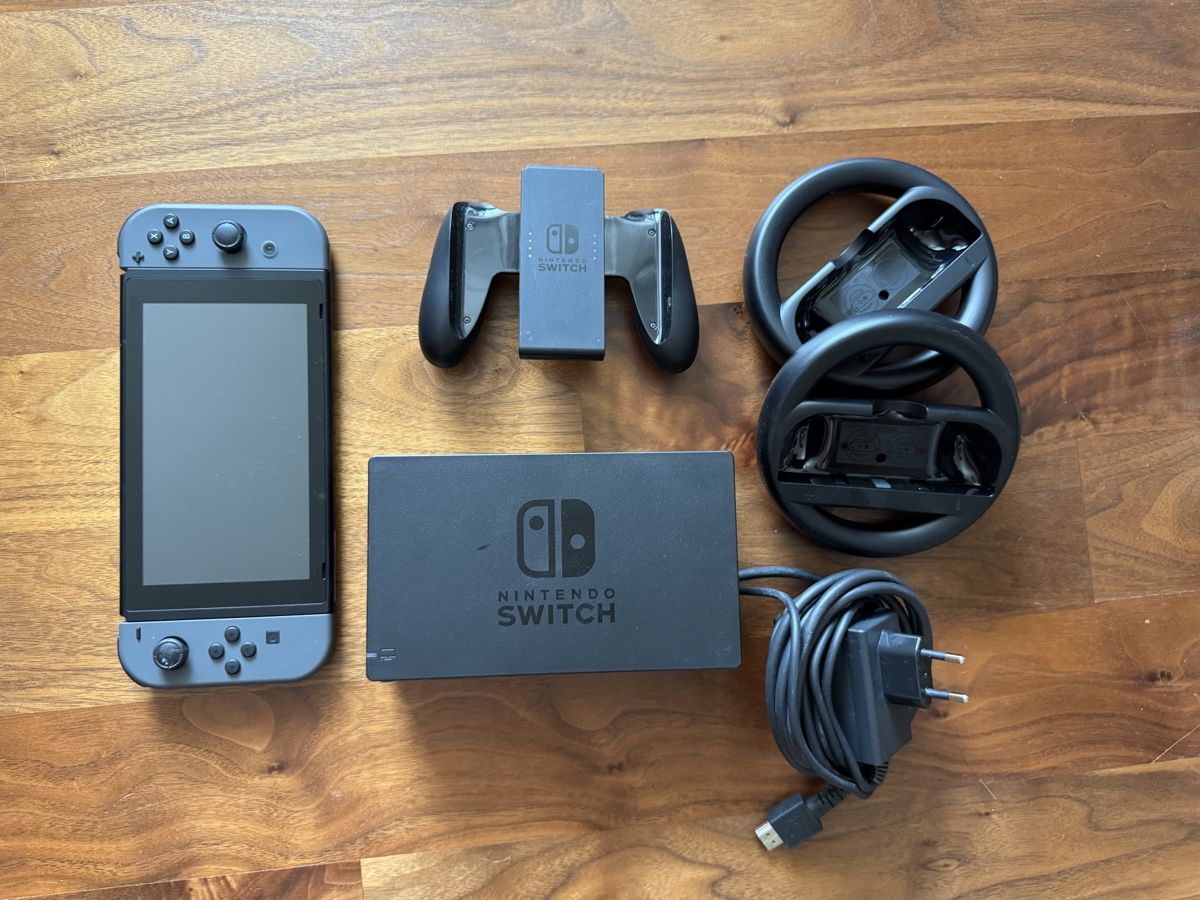 Nintendo Switch play station5 Nintendo Switch 2 will overtake PS5 as 'primary partner' for third