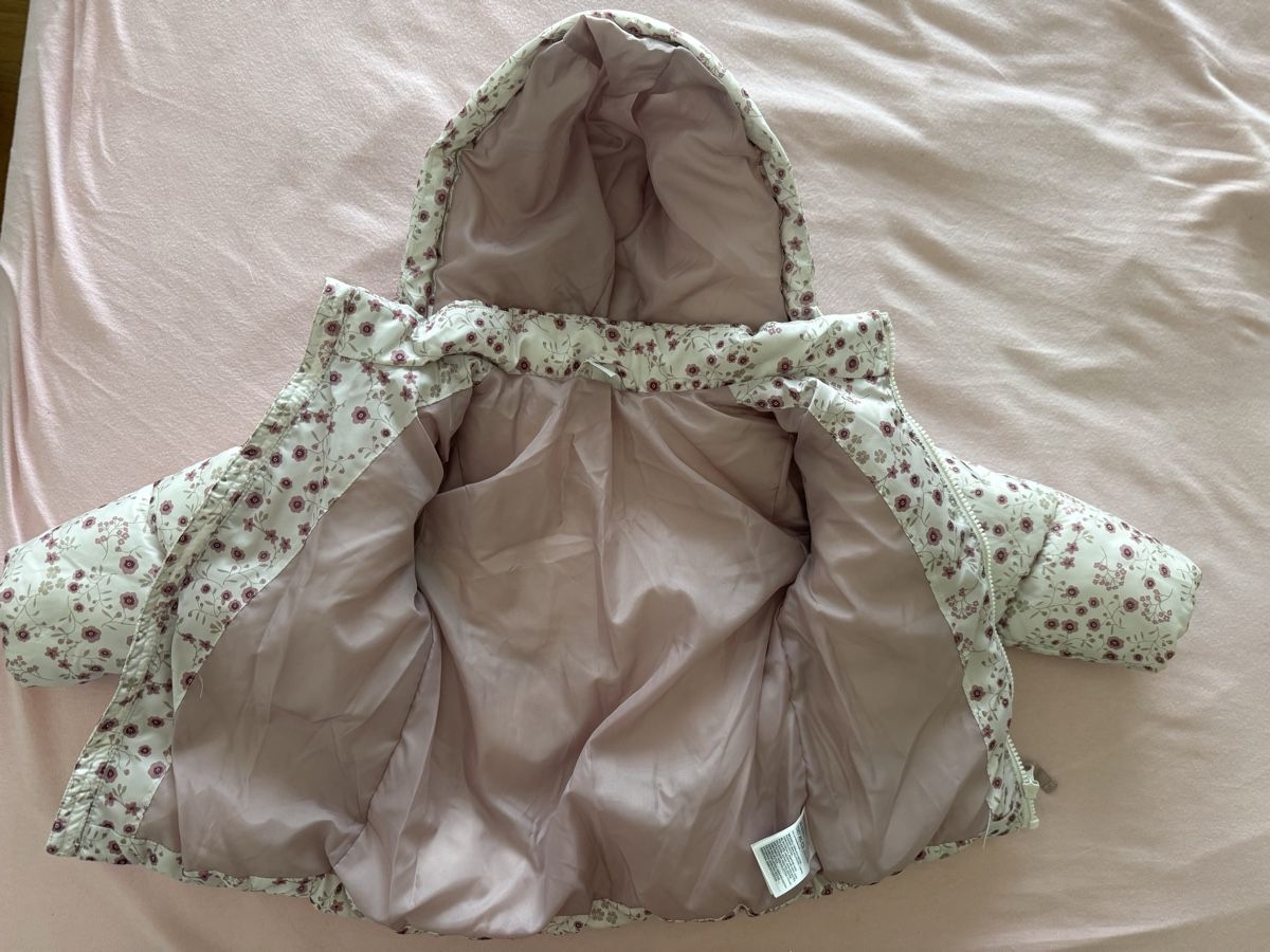 H&M Giacche & Cappotti: 98 puffy winter jacket – Nuovo (secondo la descrizione) da Bülach venduto da samiib 1