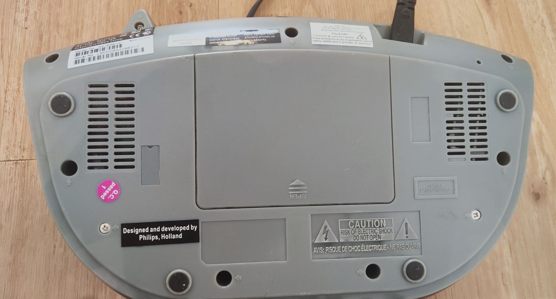 Philips Multimediaplayer & Streamer: CD Soundmachine AZ1834 Philips radio-CD player used – Gebraucht aus Baar von ILDAR 5