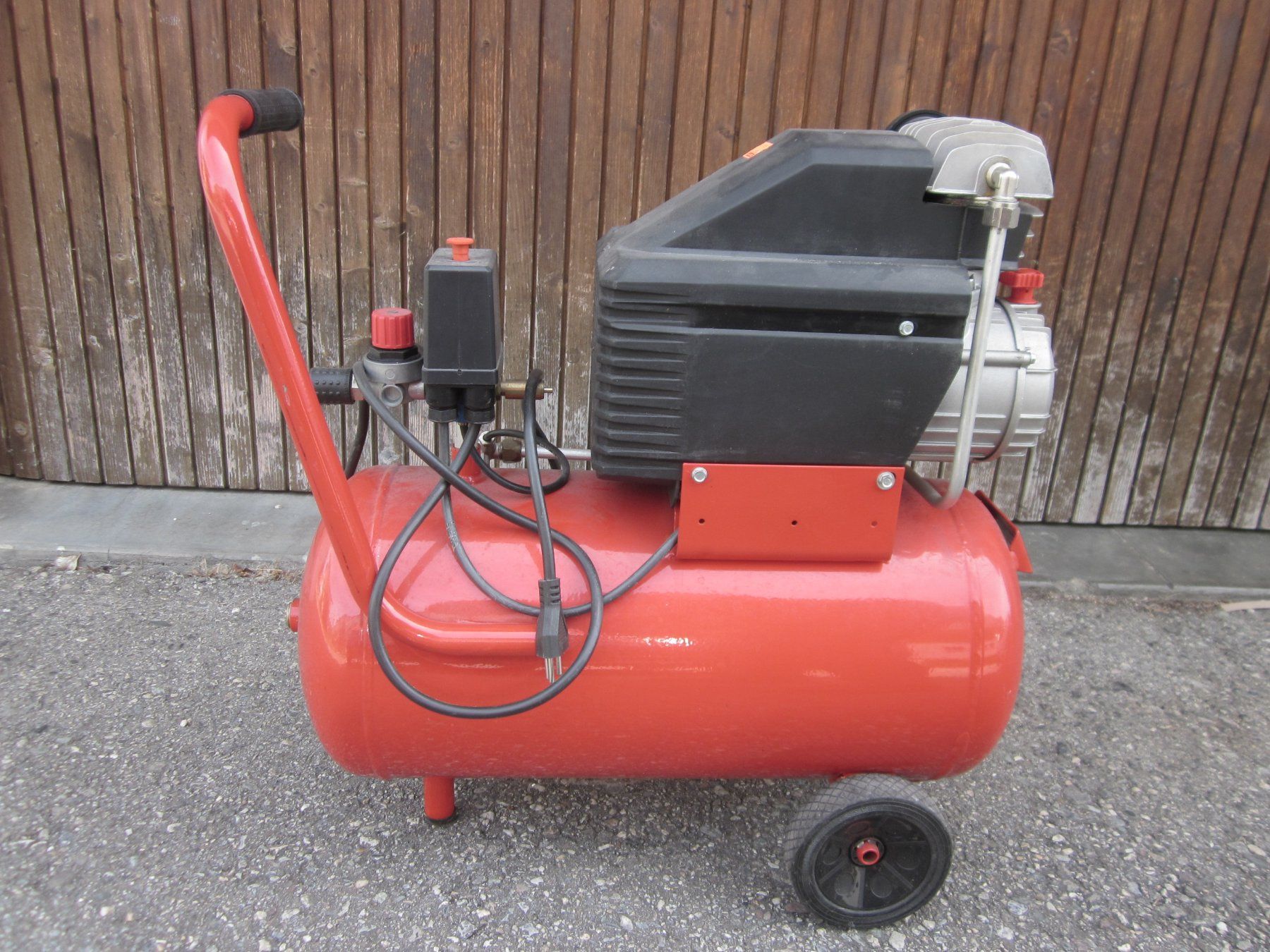 Kompressoren: Kompressor – Gebraucht aus Domat , Ems von fluppi60 1